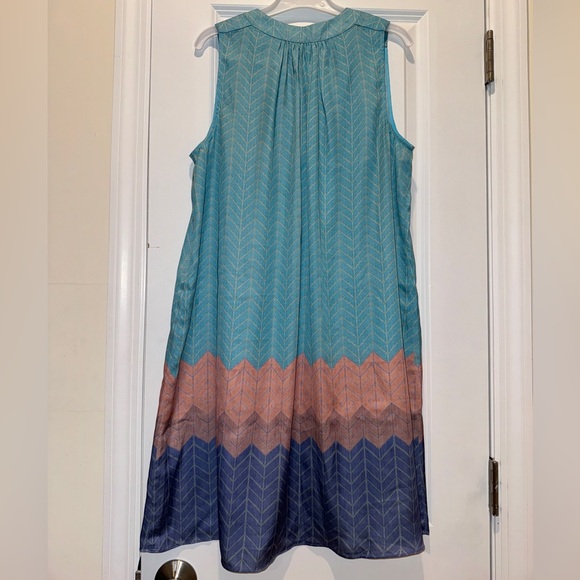 Real Silk Colorful Dress - Picture 2 of 3